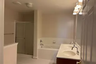 11278 Wortham Crest Cir, Manassas, VA 20109 - Photo 9