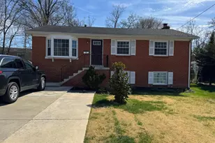 10127 Lomond Dr, Manassas, VA 20109 - Photo 1