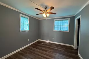 10127 Lomond Dr, Manassas, VA 20109 - Photo 9