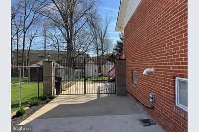 10127 Lomond Drive, Manassas, VA 20109 - Photo 17