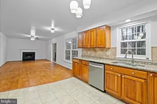 5535 Spangler Ln, Woodbridge, VA 22193 - Photo 13