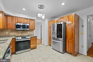 5535 Spangler Ln, Woodbridge, VA 22193 - Photo 11
