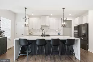 11190 Wheeler Ridge Dr, Manassas, VA 20109 - Photo 3