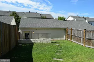 2723 Celestial Dr, Woodbridge, VA 22191 - Photo 3