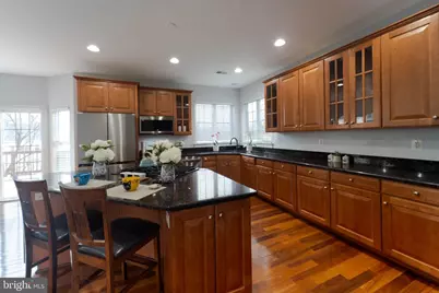 16309 Sandy Ridge Court, Woodbridge, VA 22191 - Photo 17