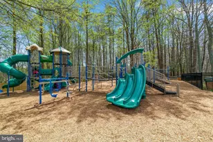15401 Silvan Glen Dr, Dumfries, VA 22025 - Photo 57
