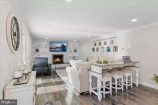 15401 Silvan Glen Dr, Dumfries, VA 22025 - Photo 11