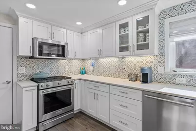 15401 Silvan Glen Drive, Dumfries, VA 22025 - Photo 9