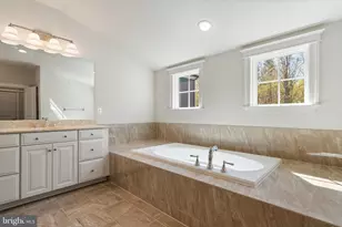 17200 Miss Packard Ct, Dumfries, VA 22026 - Photo 31