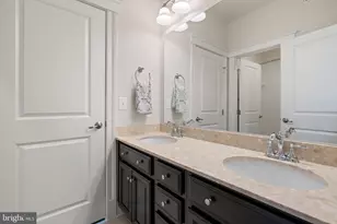 17200 Miss Packard Ct, Dumfries, VA 22026 - Photo 39