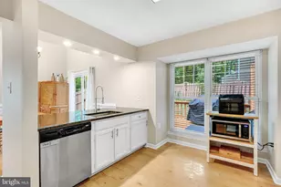 15262 Larkspur Ln, Dumfries, VA 22025 - Photo 21
