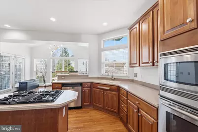 6741 Edgartown Way, Gainesville, VA 20155 - Photo 13