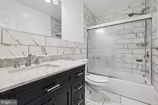 2918 Wren Ct, Woodbridge, VA 22191 - Photo 19