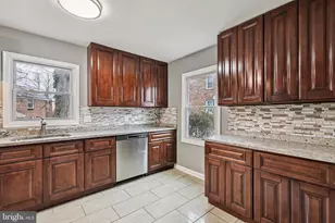 2918 Wren Ct, Woodbridge, VA 22191 - Photo 7