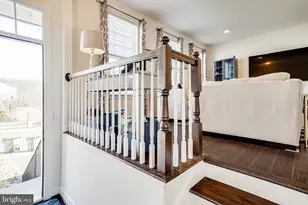 16628 Danridge Manor Dr, Woodbridge, VA 22191 - Photo 5