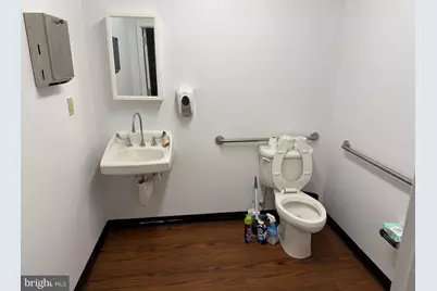 11490 Robertson Drive, Manassas, VA 20109 - Photo 5