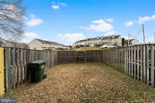 3421 Belleplain Ct, Dumfries, VA 22026 - Photo 9