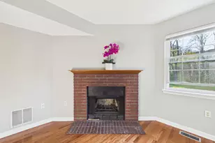 15369 Hearthstone Terrace, Woodbridge, VA 22191 - Photo 7