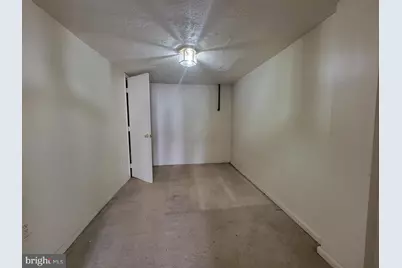 9448 Abingdon Court, Manassas, VA 20109 - Photo 13