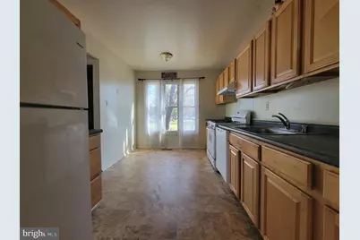 9448 Abingdon Court, Manassas, VA 20109 - Photo 3