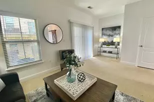 4505 Potomac Highlands Cir, Triangle, VA 22172 - Photo 5