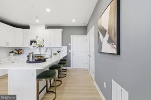 17636 Hawkins Way, Dumfries, VA 22026 - Photo 7