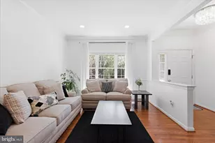 5506 Arrowfield Terrace, Haymarket, VA 20169 - Photo 9