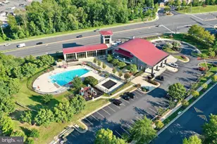 15360 Kensington Park Dr, Woodbridge, VA 22191 - Photo 5