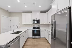 819A Ambrose Ln, Manassas, VA 20111 - Photo 11