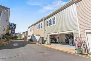 811 Monument Ave, Woodbridge, VA 22191 - Photo 31