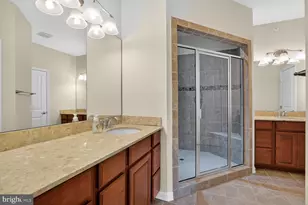 6916 Kona Dr, Gainesville, VA 20155 - Photo 25