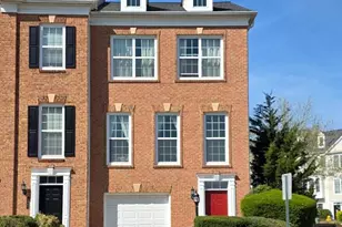 2449 Brookmoor Ln, Woodbridge, VA 22191 - Photo 1