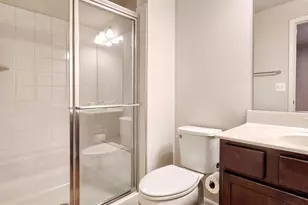 18259 Summit Pointe Dr, Triangle, VA 22172 - Photo 23