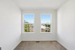 8267 Heritage Crossing Ct, Manassas, VA 20109 - Photo 29