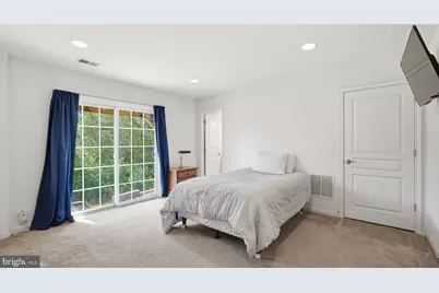 8267 Heritage Crossing Court, Manassas, VA 20109 - Photo 17