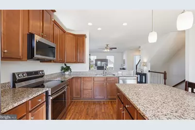 8267 Heritage Crossing Court, Manassas, VA 20109 - Photo 7