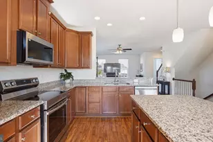 8267 Heritage Crossing Ct, Manassas, VA 20109 - Photo 7