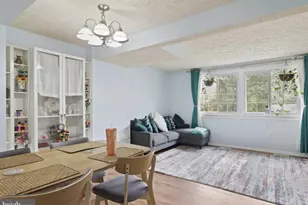 1654 Devil Ln, Woodbridge, VA 22192 - Photo 3