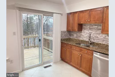 14817 Winding Loop, Woodbridge, VA 22191 - Photo 9