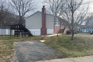 13909 Mattapony Dr, Woodbridge, VA 22193 - Photo 3