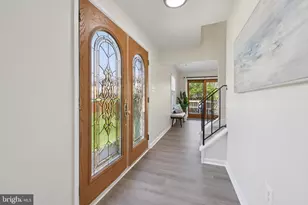 2874 Bowes Ln, Woodbridge, VA 22193 - Photo 7