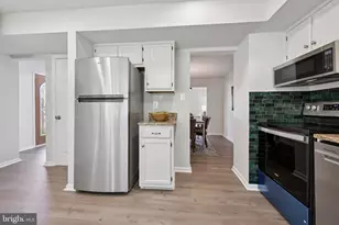 2874 Bowes Ln, Woodbridge, VA 22193 - Photo 19