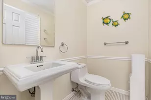 6490 Andes Ct, Woodbridge, VA 22193 - Photo 19