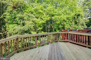 1832 Tiger Lily Cir, Woodbridge, VA 22192 - Photo 11