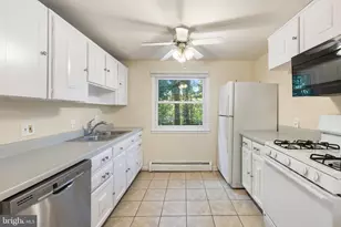 14309 Fairmont Ct, Woodbridge, VA 22193 - Photo 25