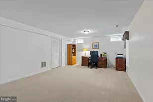 8140 Tillinghast Ln, Gainesville, VA 20155 - Photo 41