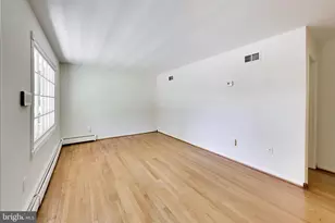 3806 Fortuna Ct, Woodbridge, VA 22193 - Photo 5