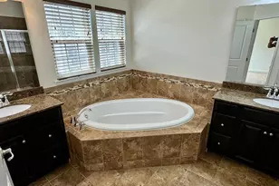 7536 Brunson Cir, Gainesville, VA 20155 - Photo 23