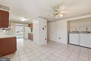 10757 Tullamore Ct, Manassas, VA 20111 - Photo 13