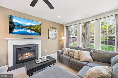 15929 Eagle Feather Drive, Woodbridge, VA 22191 - Photo 33